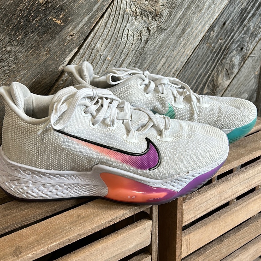 Nike React - image 1